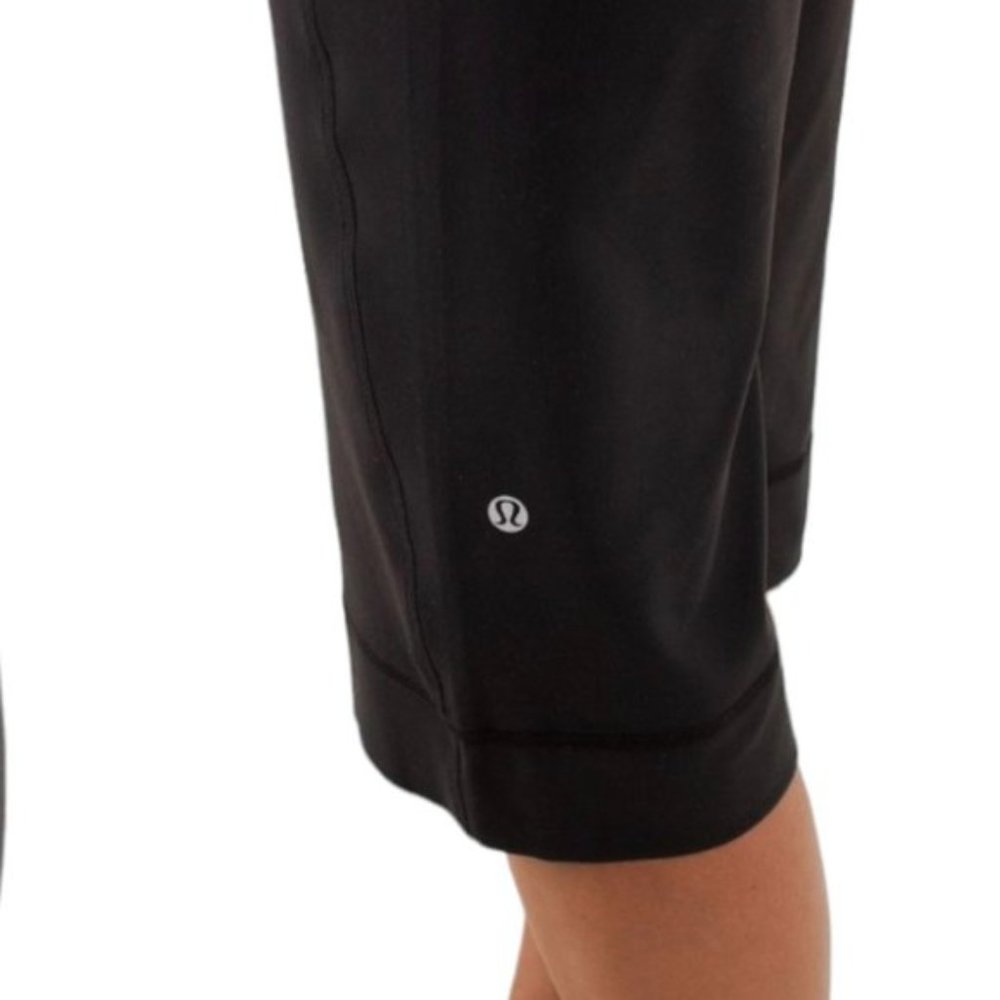 Lululemon Clam Digger II Wide Leg Crop Pant - Picture 4 of 8